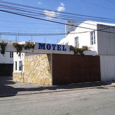 Motel Mykonos Puebla Exterior photo
